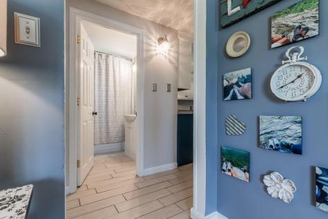10 Fairlawn Avenue Lewiston ME 04240