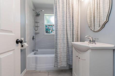 10 Fairlawn Avenue Lewiston ME 04240