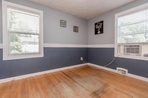 10 Fairlawn Avenue Lewiston ME 04240