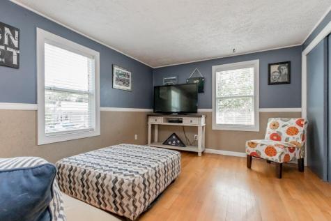 10 Fairlawn Avenue Lewiston ME 04240