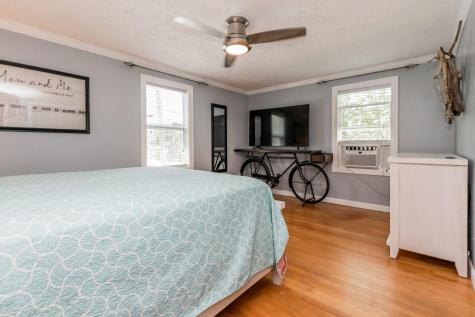 10 Fairlawn Avenue Lewiston ME 04240