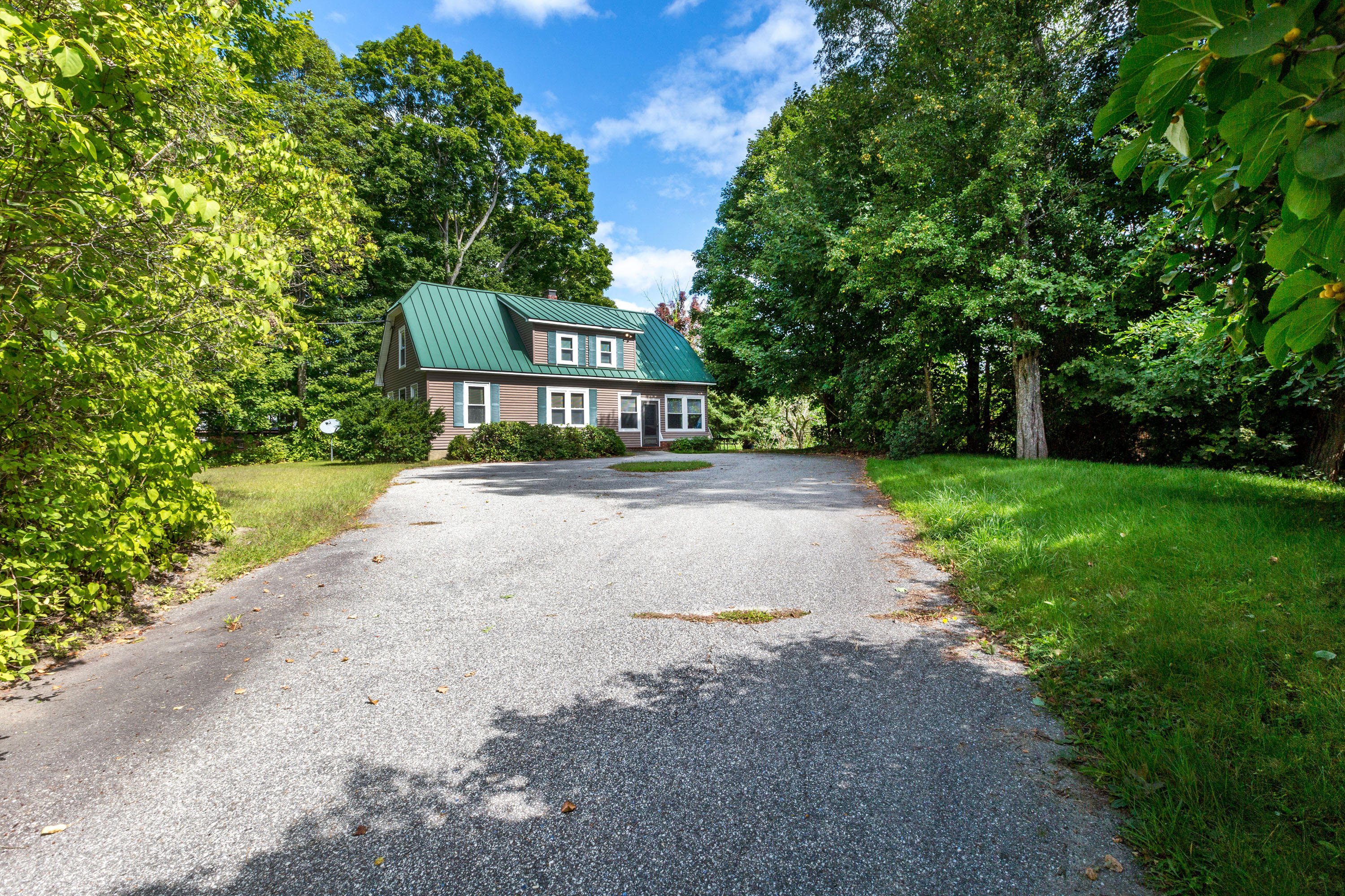 1194 Old Danville Road Auburn ME 04210