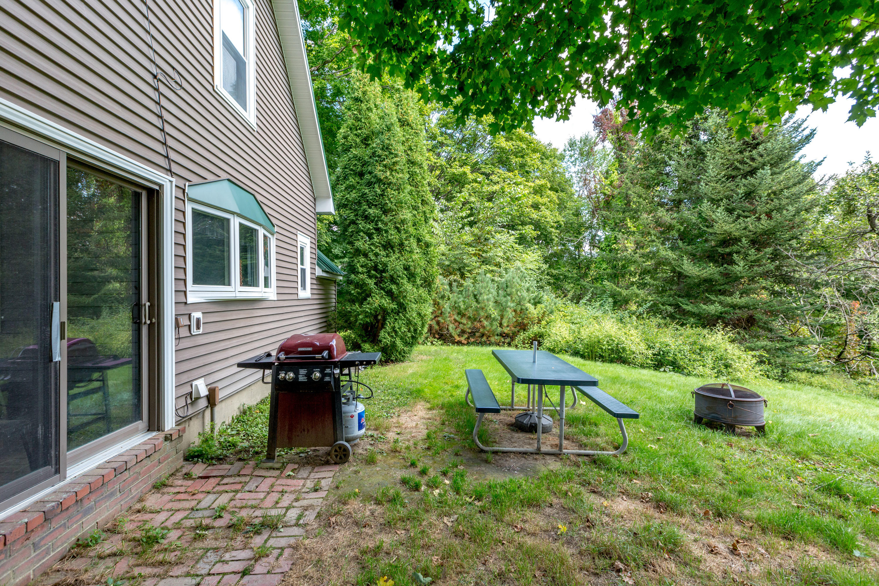 1194 Old Danville Road Auburn ME 04210