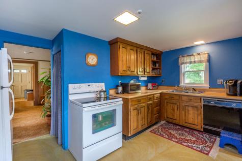 1194 Old Danville Road Auburn ME 04210