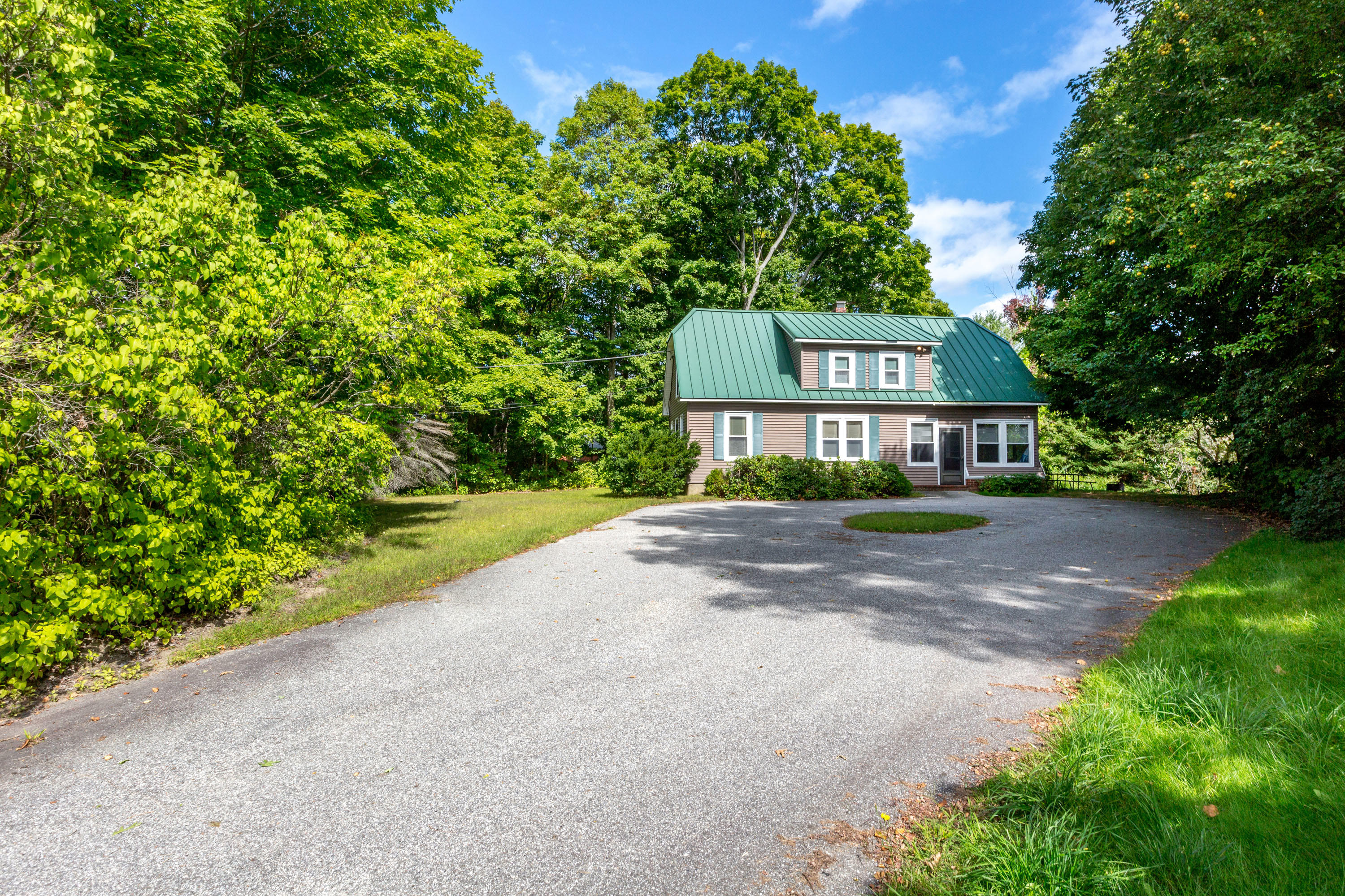 1194 Old Danville Road Auburn ME 04210