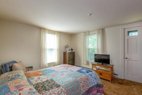 1194 Old Danville Road Auburn ME 04210