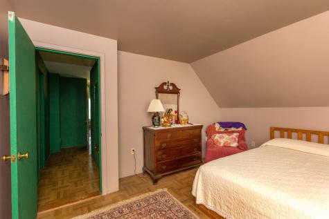 1194 Old Danville Road Auburn ME 04210
