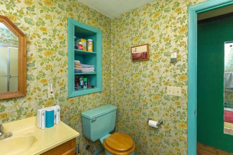 1194 Old Danville Road Auburn ME 04210