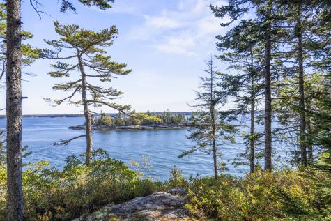 13 Narrows Way Georgetown ME 04548