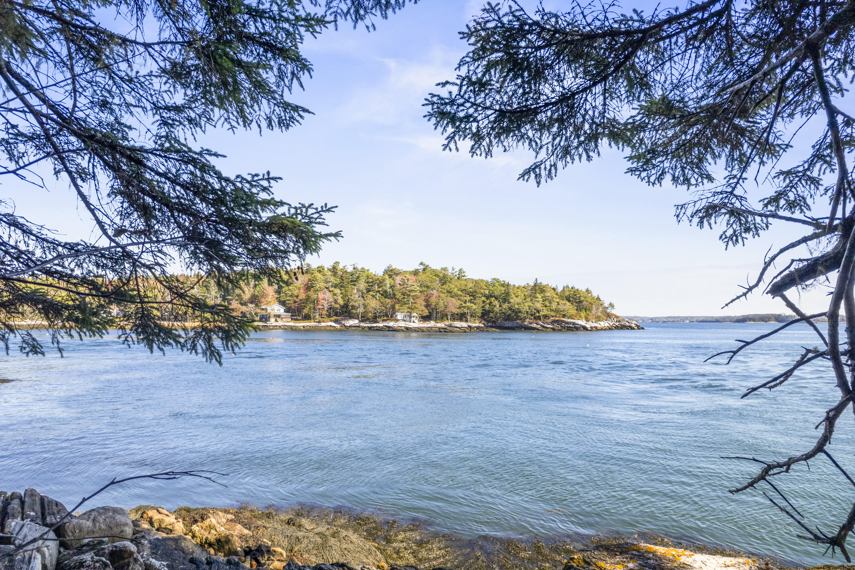 13 Narrows Way Georgetown ME 04548