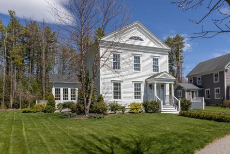 16 Ballantyne Drive Scarborough ME 04074