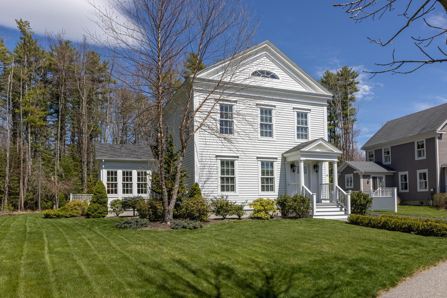 16 Ballantyne Drive Scarborough ME 04074