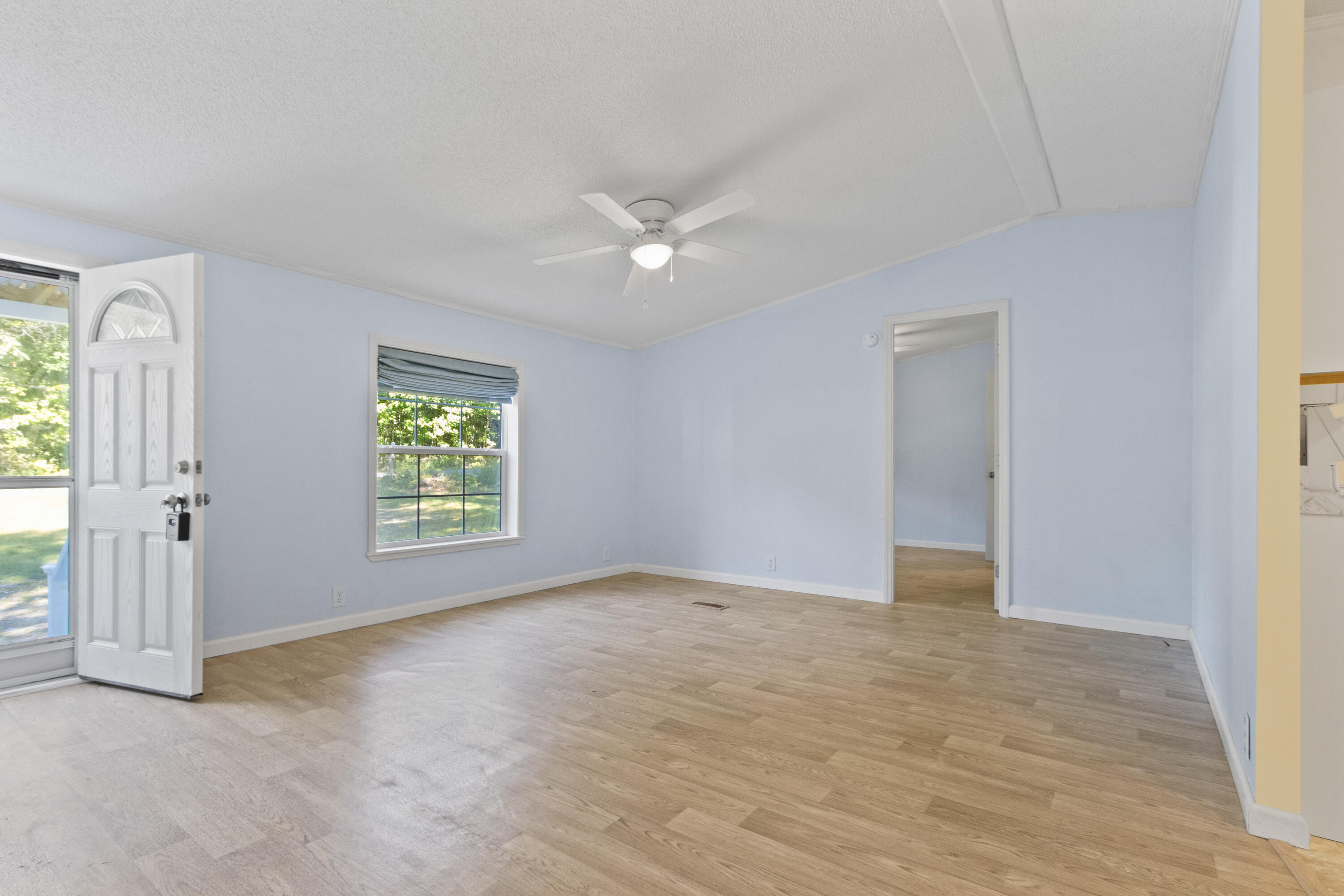 1291 Union Road Waldoboro ME 04572