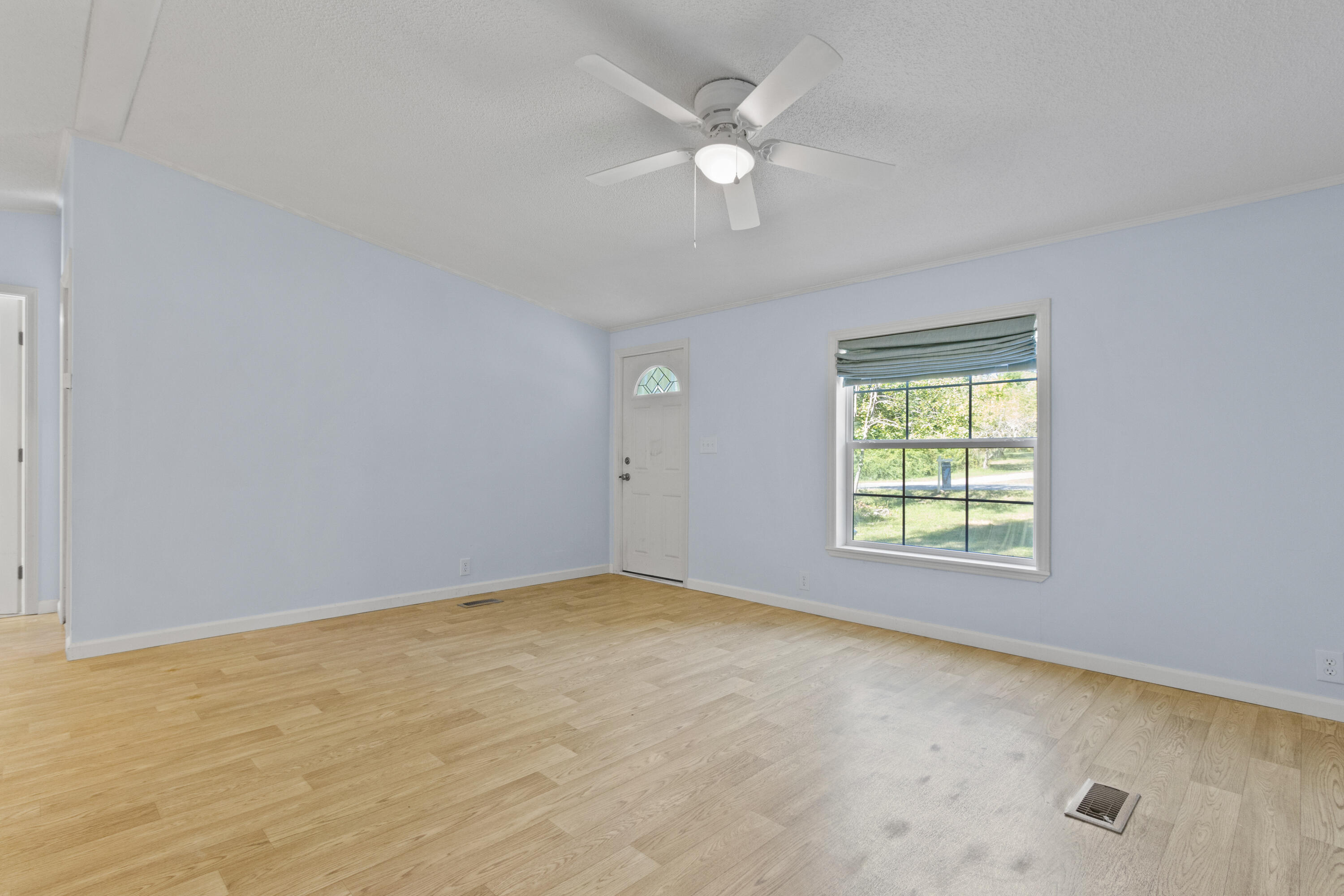 1291 Union Road Waldoboro ME 04572