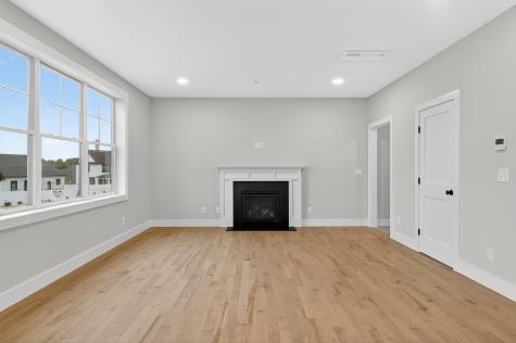 149 Owl's Nest Road Portland ME 04102