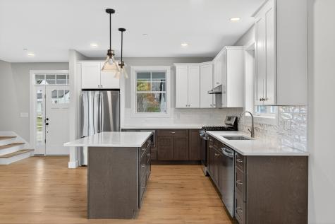 149 Owl's Nest Road Portland ME 04102