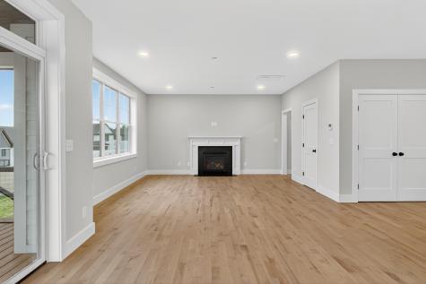 149 Owl's Nest Road Portland ME 04102