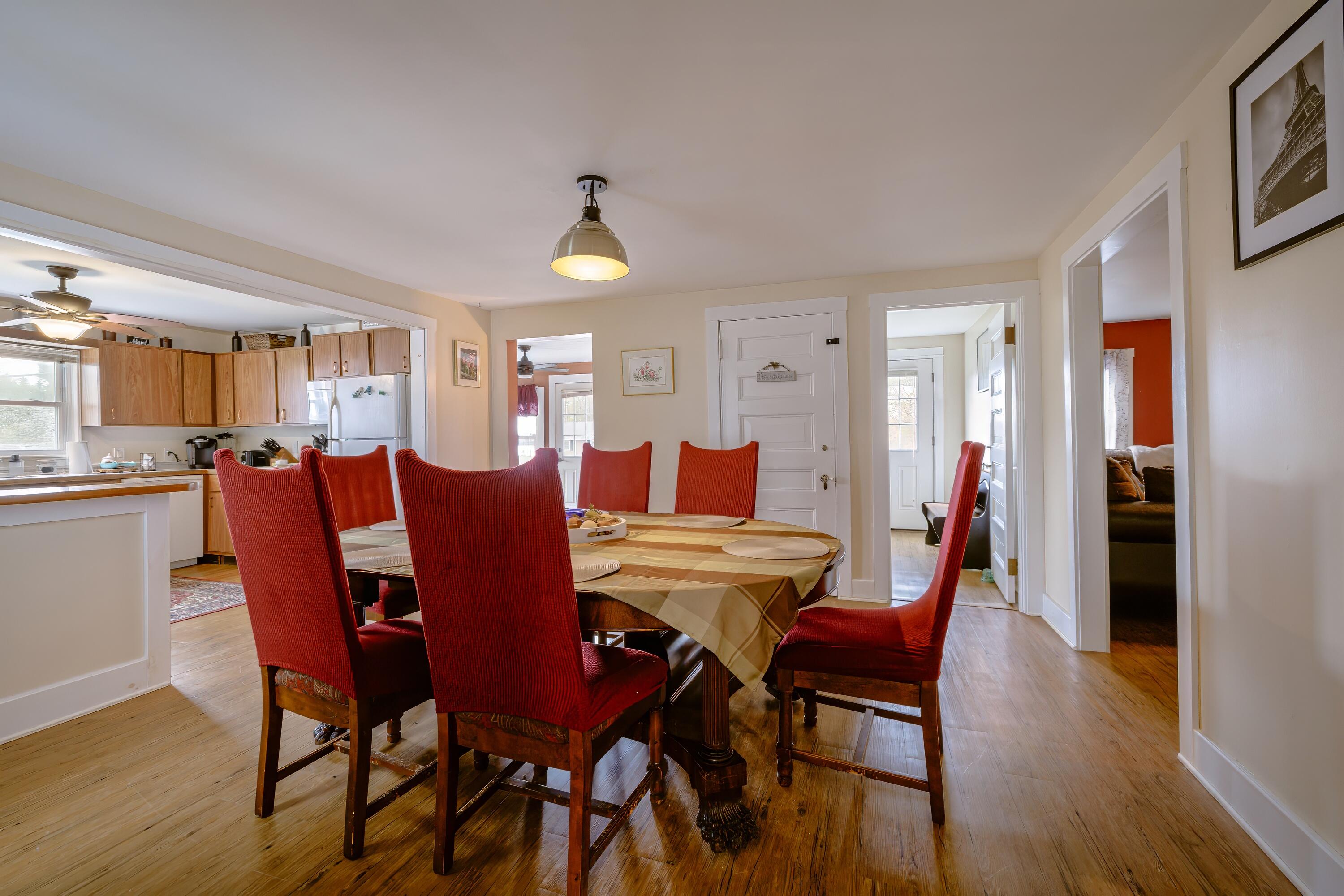 2702 Us Highway 1 Sullivan ME 04664