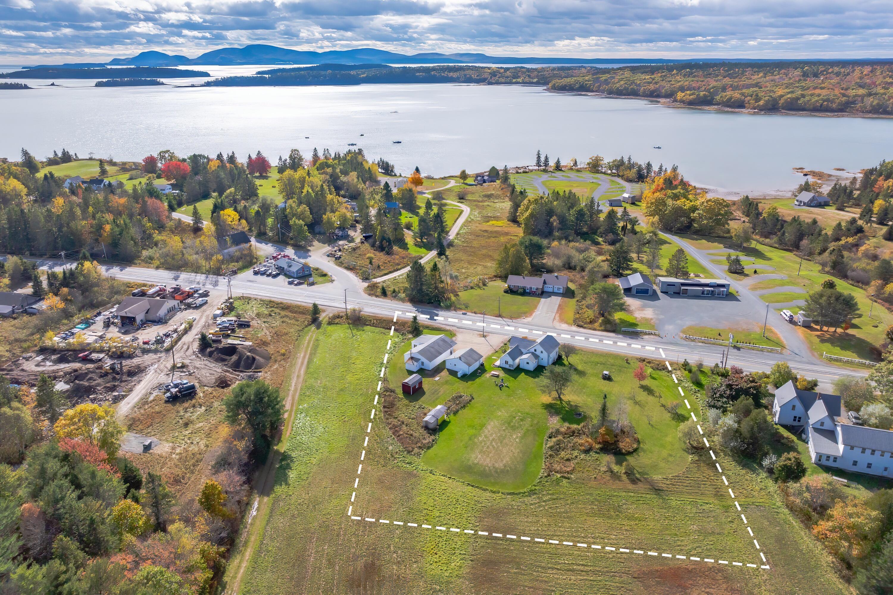 2702 Us Highway 1 Sullivan ME 04664