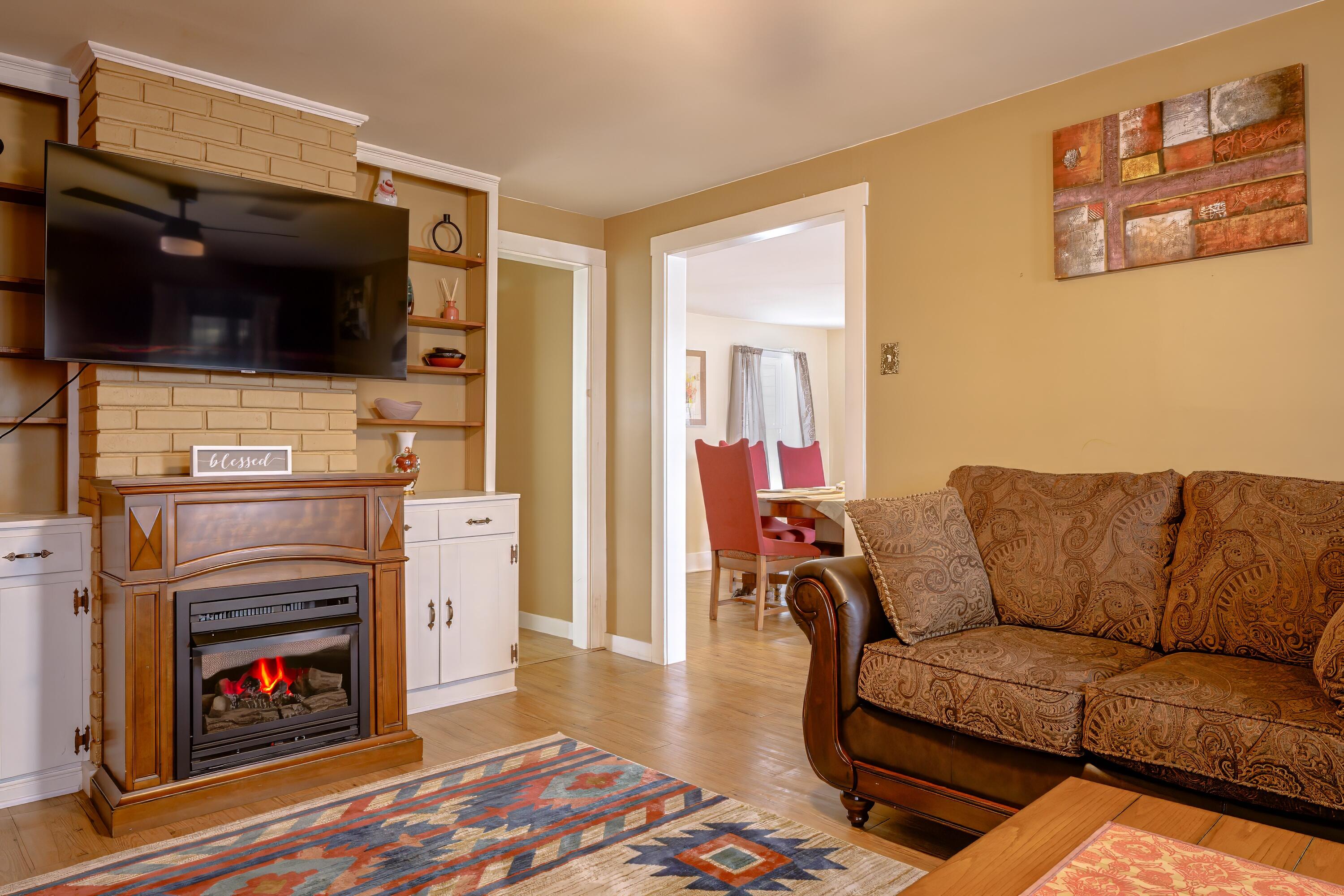 2702 Us Highway 1 Sullivan ME 04664