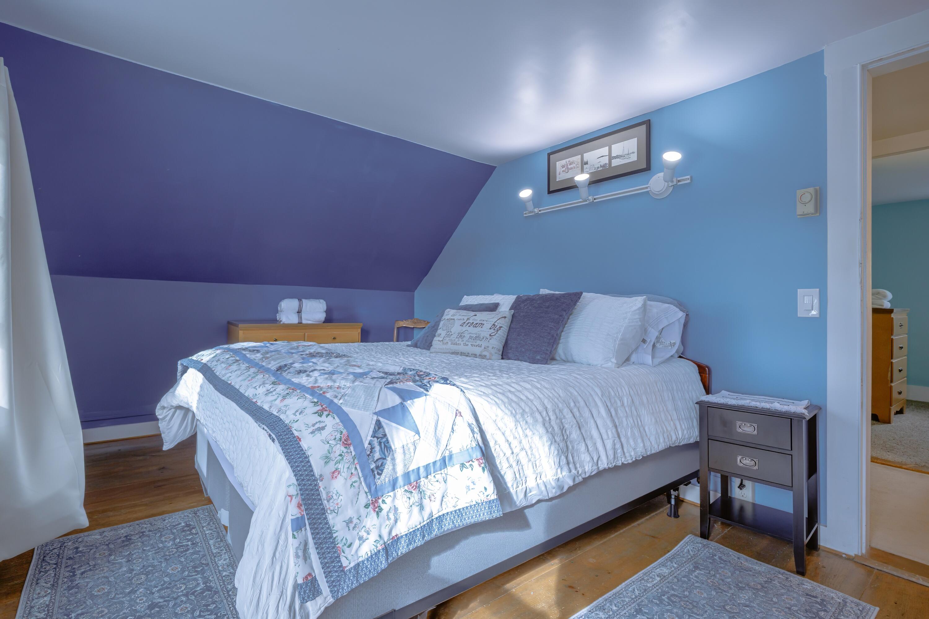 2702 Us Highway 1 Sullivan ME 04664