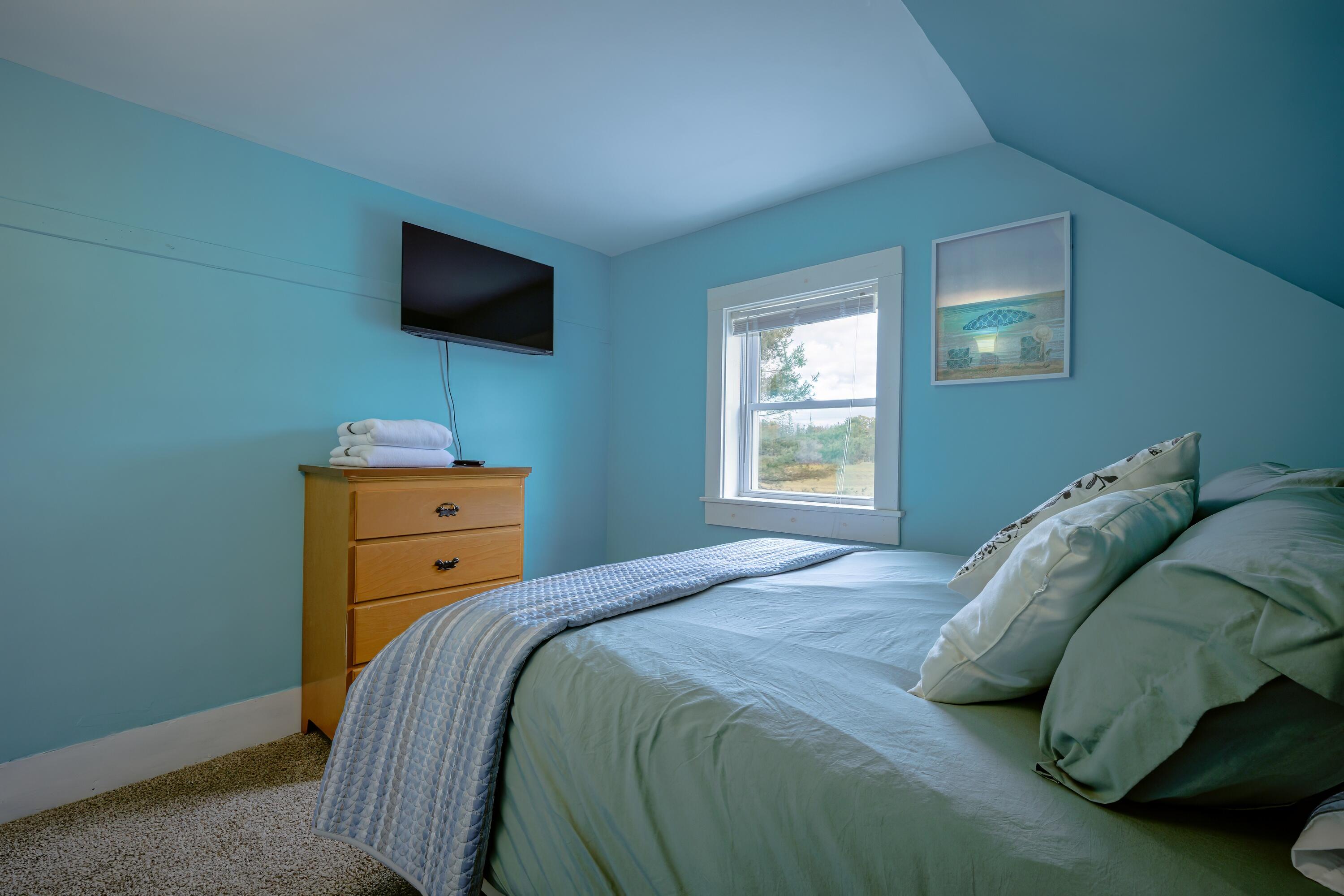 2702 Us Highway 1 Sullivan ME 04664