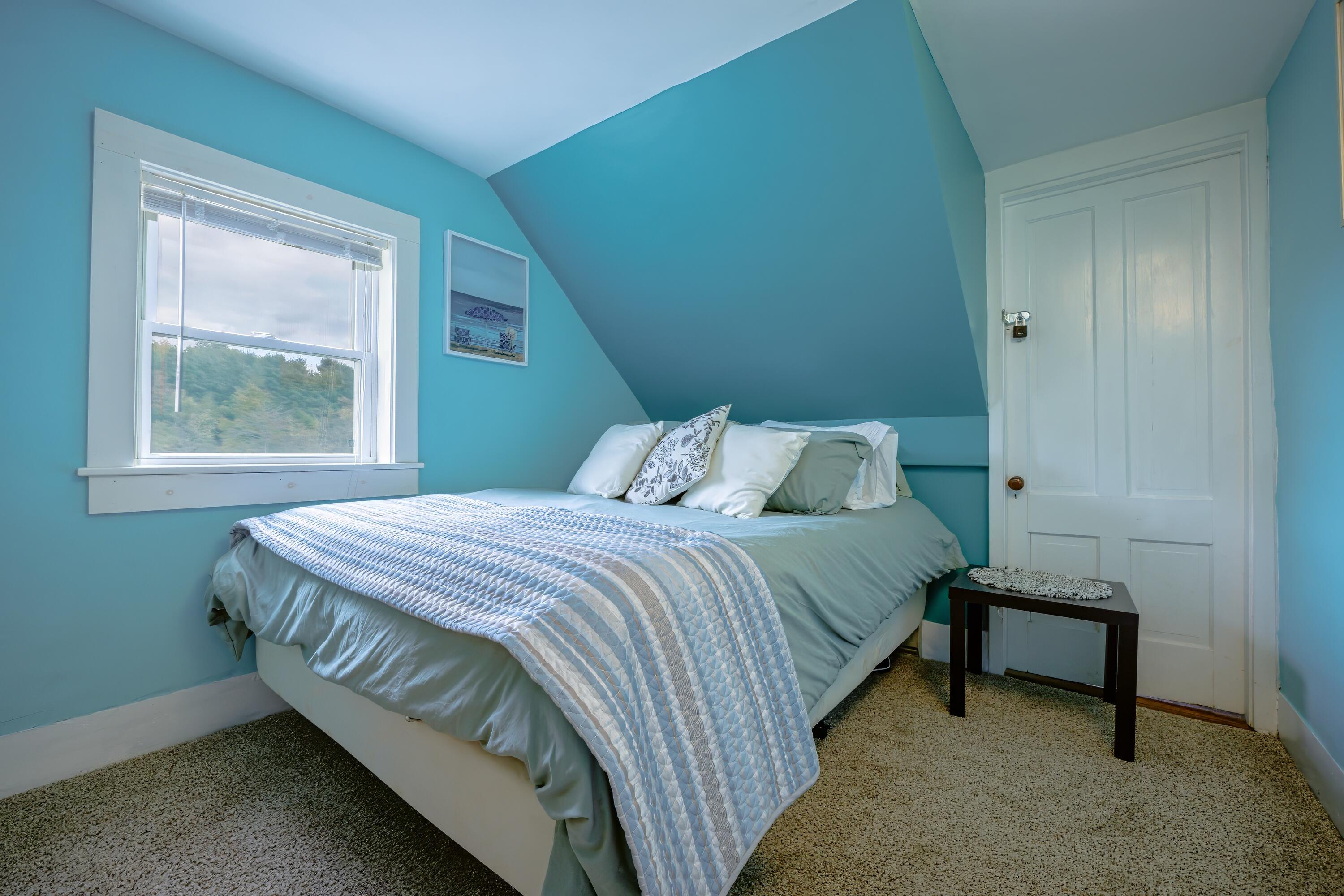 2702 Us Highway 1 Sullivan ME 04664