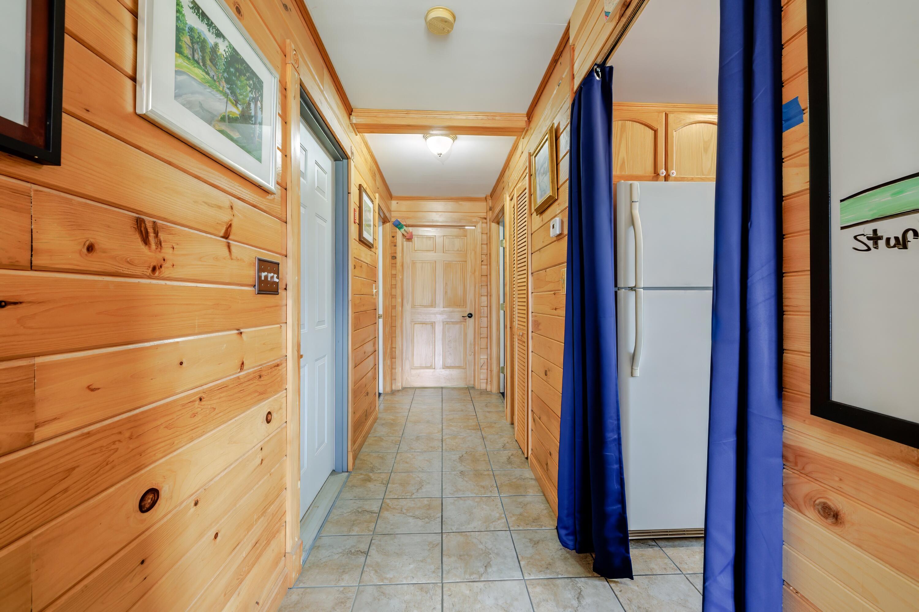 2702 Us Highway 1 Sullivan ME 04664