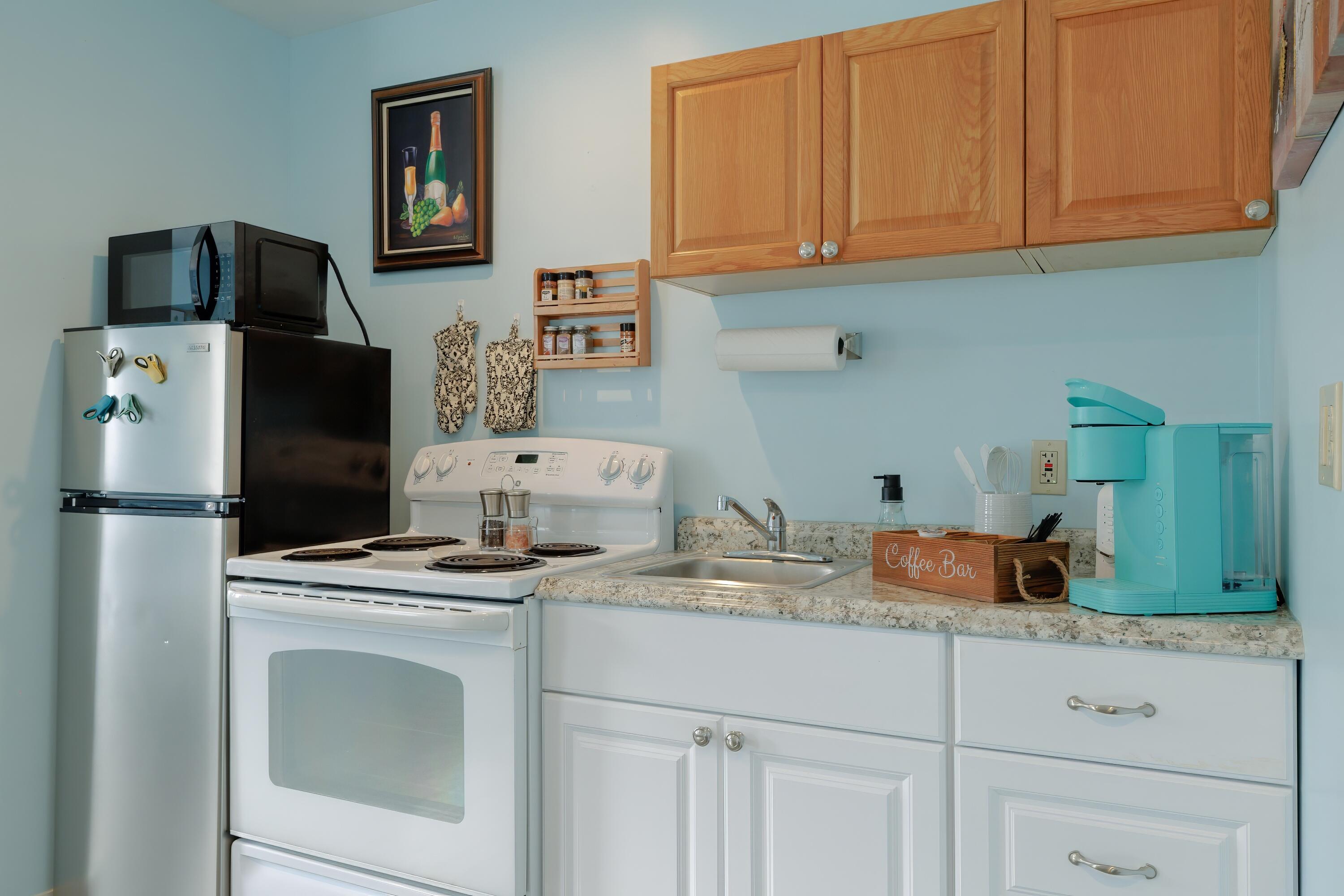 2702 Us Highway 1 Sullivan ME 04664