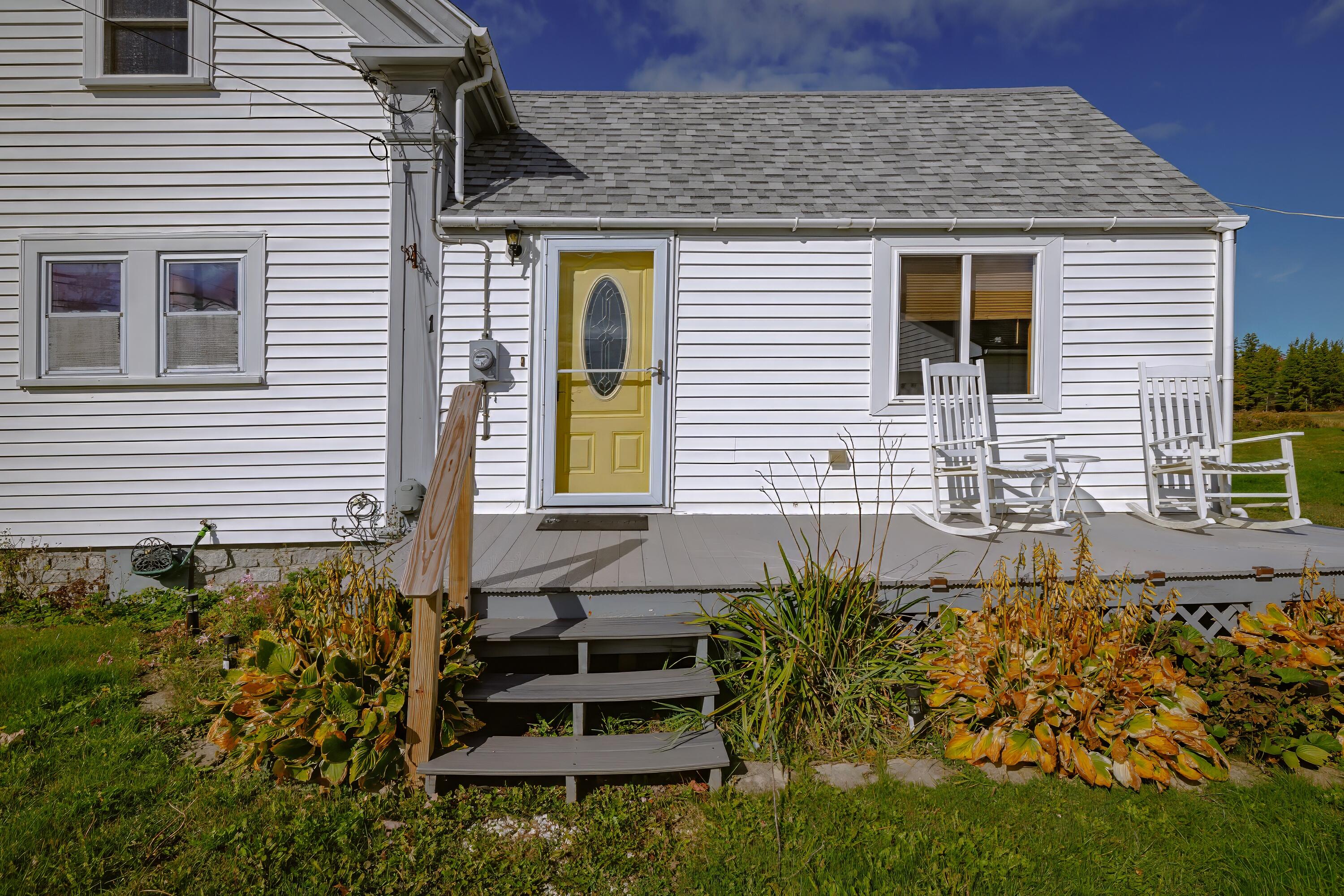 2702 Us Highway 1 Sullivan ME 04664