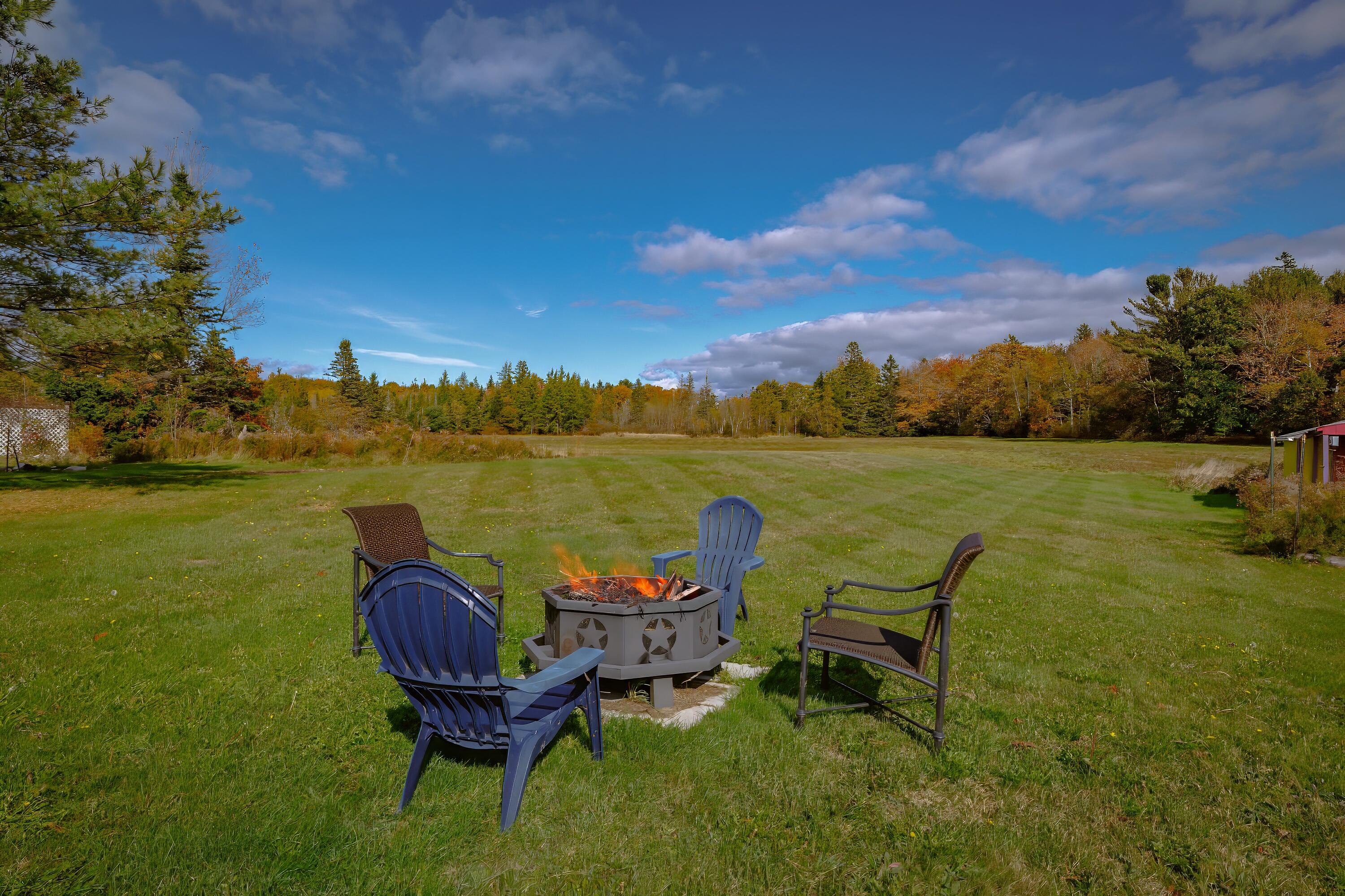 2702 Us Highway 1 Sullivan ME 04664