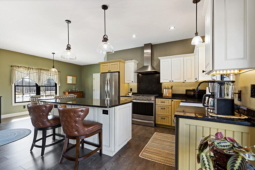 25 Curtis Lane Palmyra ME 04965