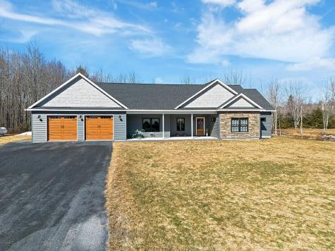 25 Curtis Lane Palmyra ME 04965