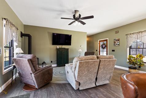 25 Curtis Lane Palmyra ME 04965