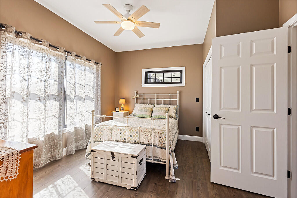 25 Curtis Lane Palmyra ME 04965