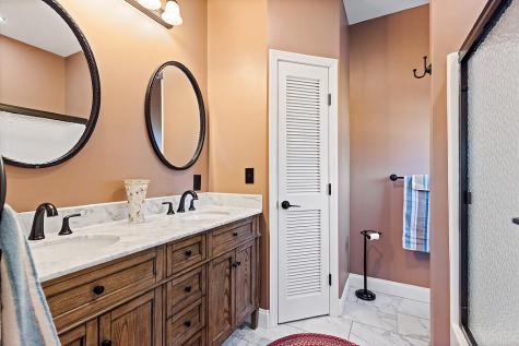 25 Curtis Lane Palmyra ME 04965