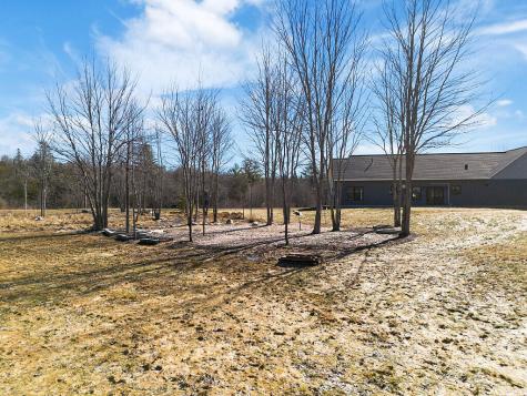 25 Curtis Lane Palmyra ME 04965