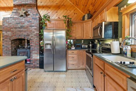 1269 Woodman Hill Road Minot ME 04258