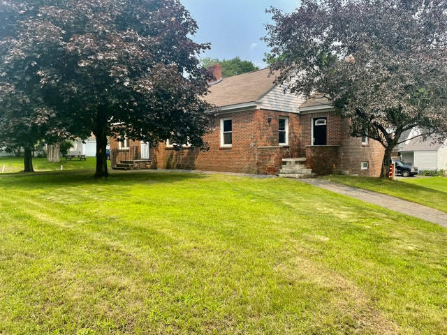 63 Western Avenue Waterville ME 04901