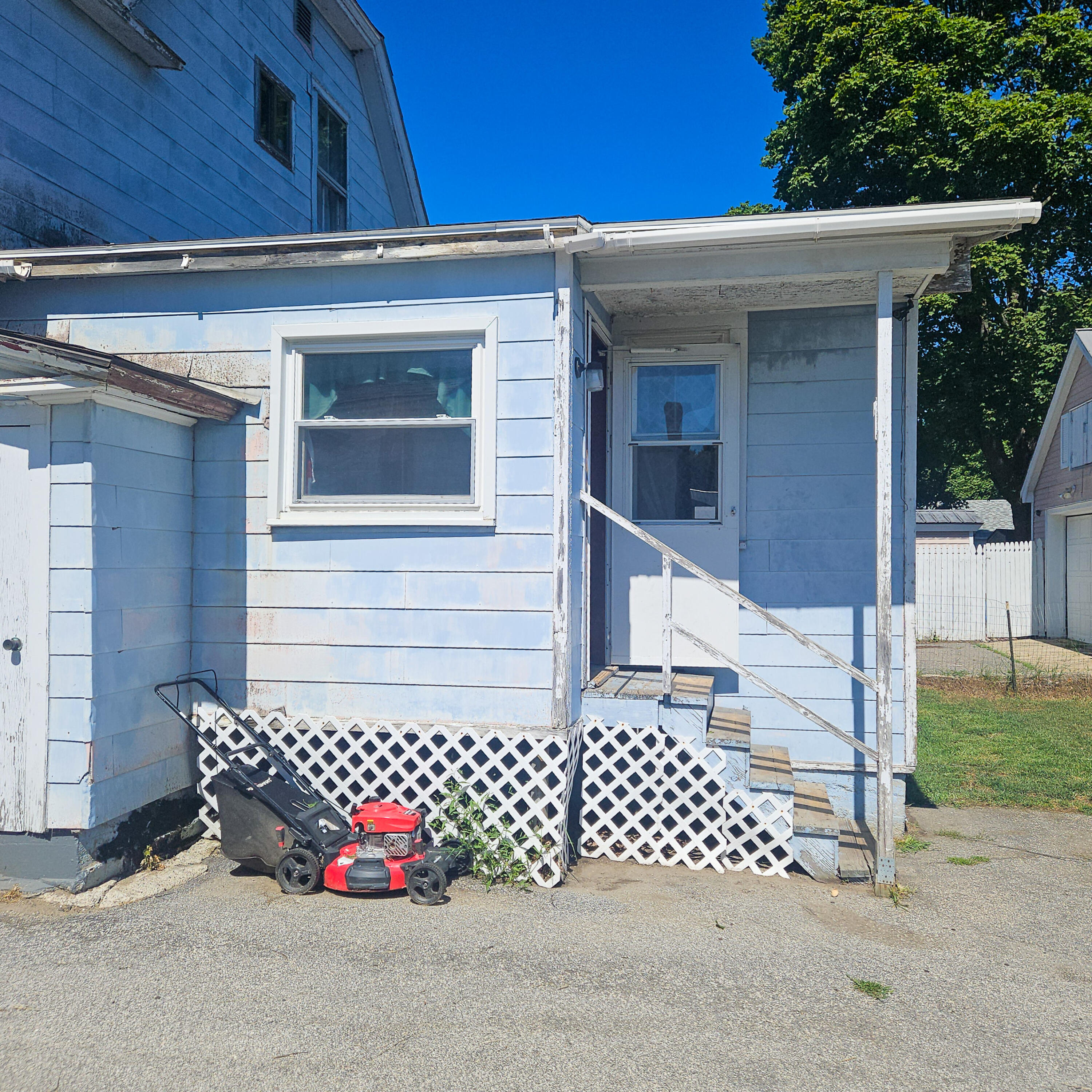 41 Katahdin Avenue Millinocket ME 04462