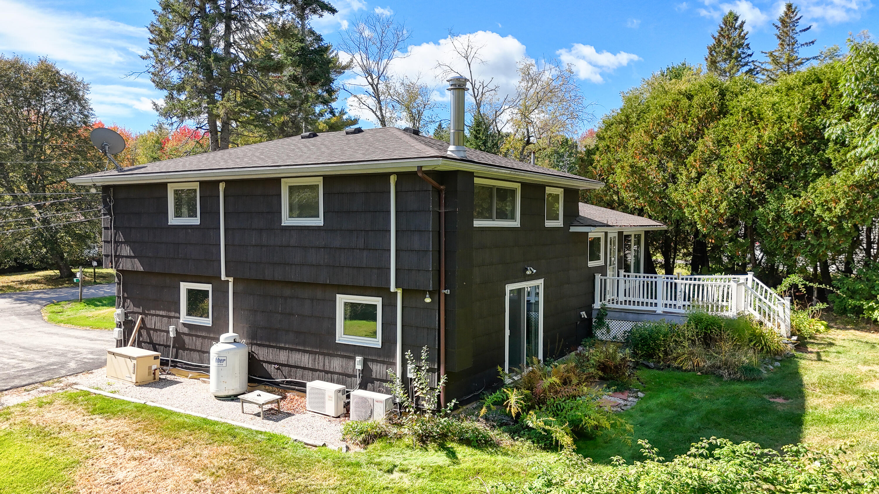 34 Stoneybrook Road Hampden ME 04444