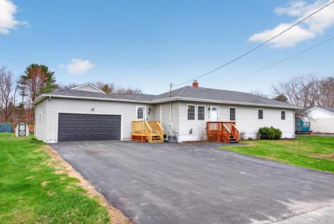 6 Lemay Avenue Lewiston ME 04240