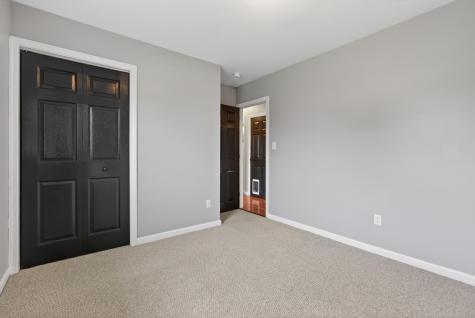6 Lemay Avenue Lewiston ME 04240