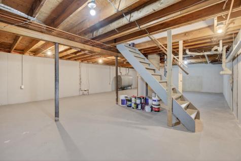 6 Lemay Avenue Lewiston ME 04240
