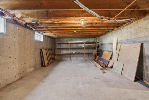 6 Lemay Avenue Lewiston ME 04240