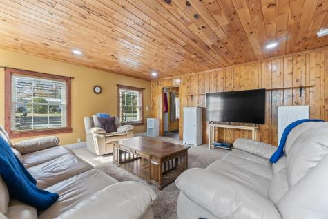 99 Lincoln Road Enfield ME 04493