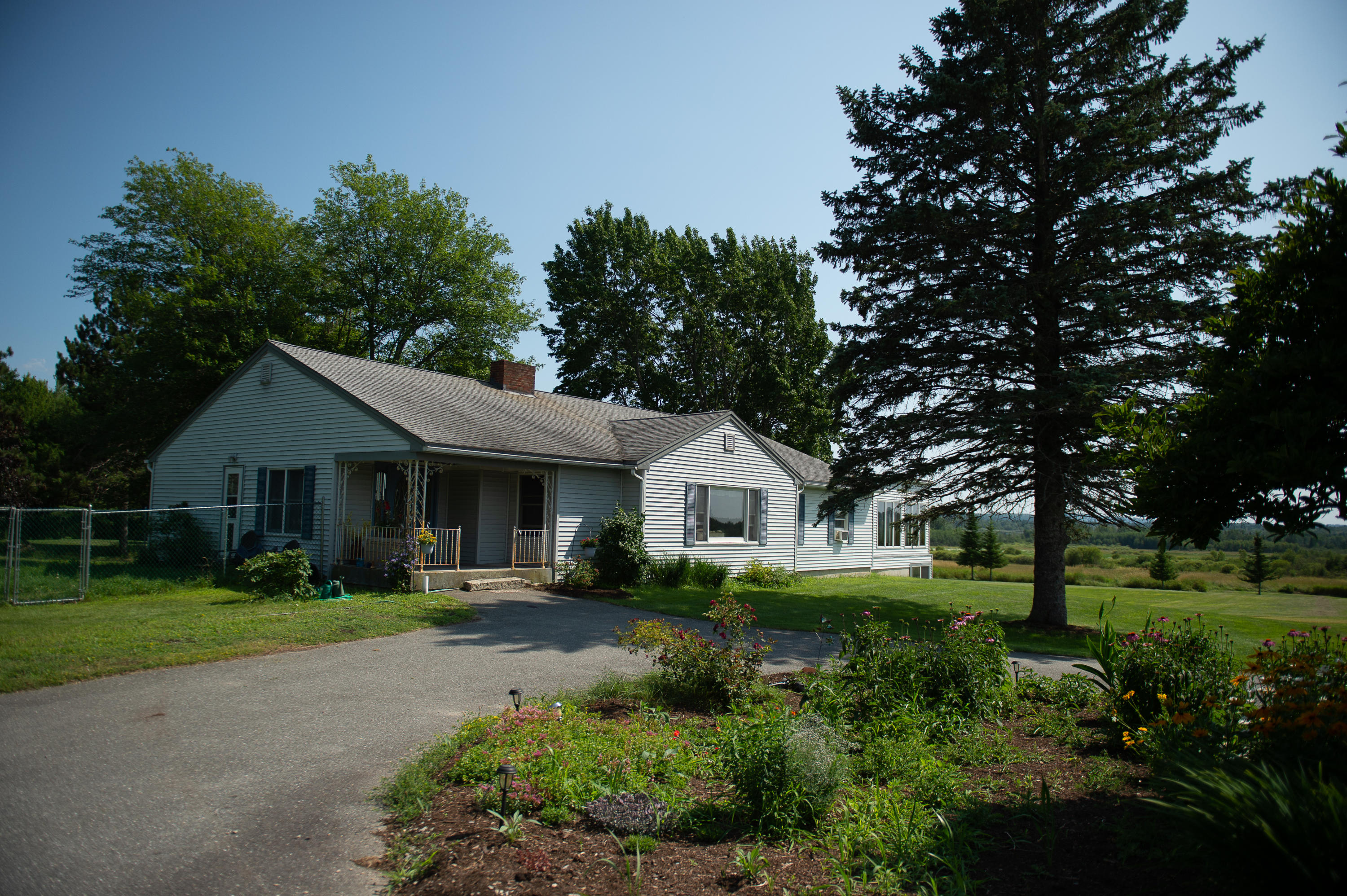 643 Eastern Avenue Brewer ME 04412