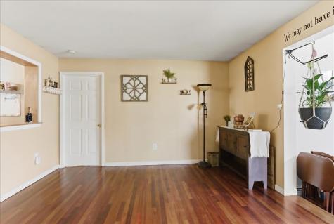 244 Back Street Monmouth ME 04265