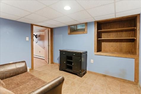 244 Back Street Monmouth ME 04265