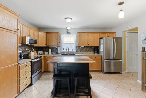 244 Back Street Monmouth ME 04265